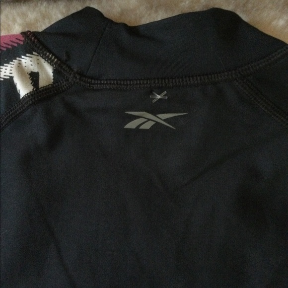 🆕 Reebok Compression Mock Neck Top 🏁🌺 - Picture 5 of 7